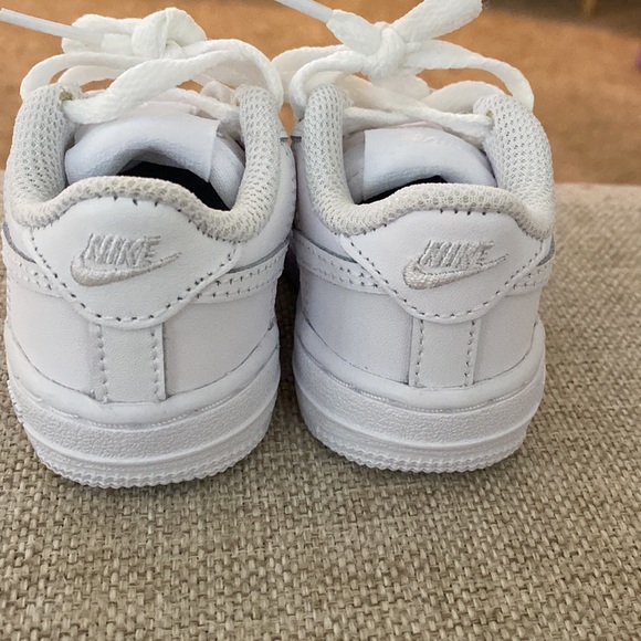 Nike Air Force 1 Sneaker - Picture 7 of 10